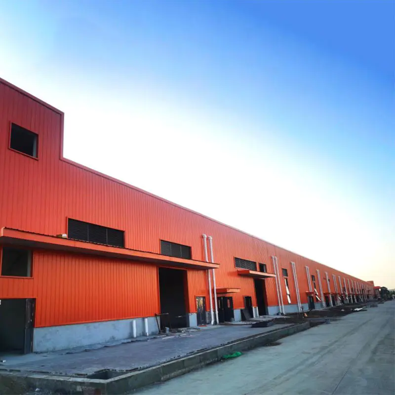 Stalen structuur fabrieksgebouw